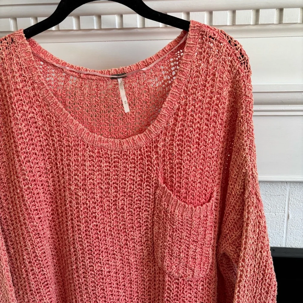 Free People Open Loose Knit Coral Pink Orange Sweater Medium Cotton Pocket - Picture 2 of 4